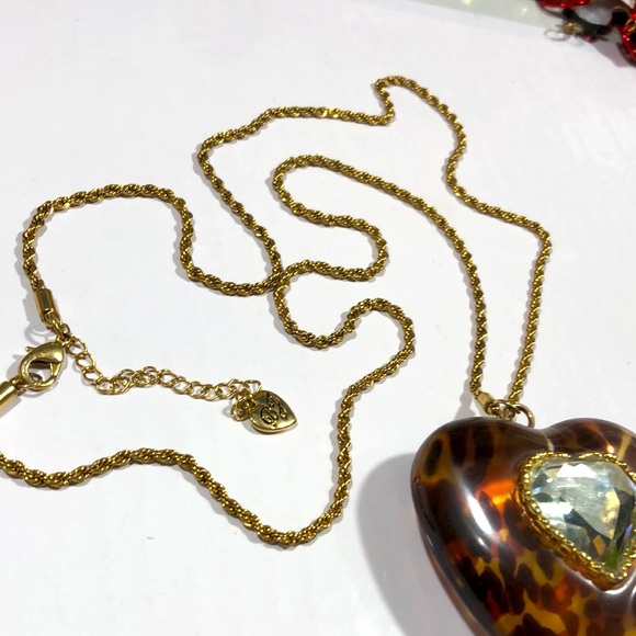 Rare retired X-Large lucite Leopard 🐆 heart ❤️ - Picture 4 of 9